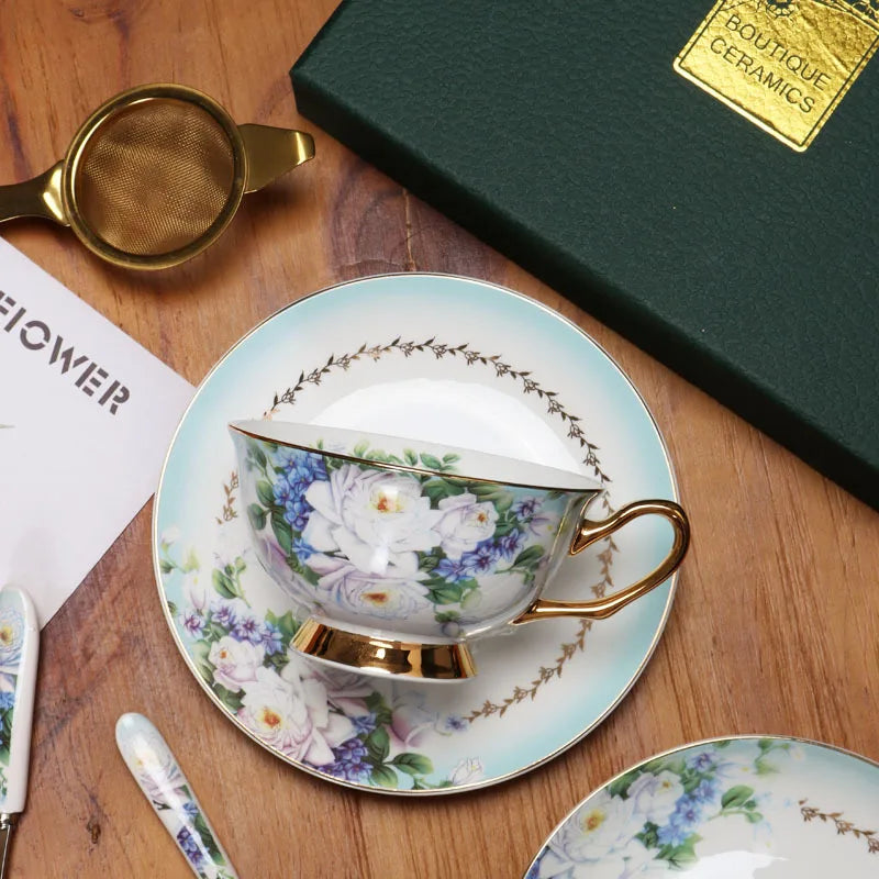 European Royal Palace Bone China Coffee Mug Luxury Porcelain Tea Set Ceramic Tea Cups with Saucer Spoon Drinkware Coffeeware