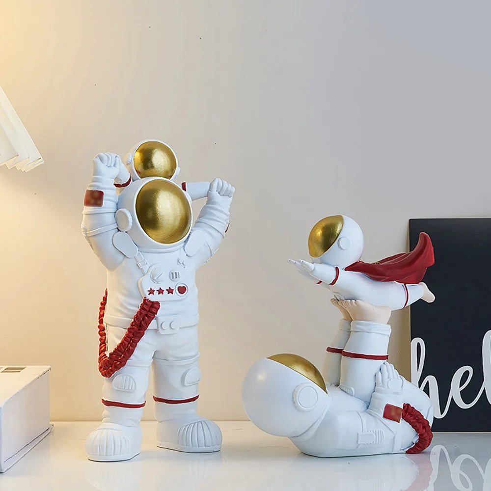 Home Decor Modern Living Room Desk Decoration Accessories Simple Father and Son Astronaut Figurine Cute Resin Furnishing Crafts
