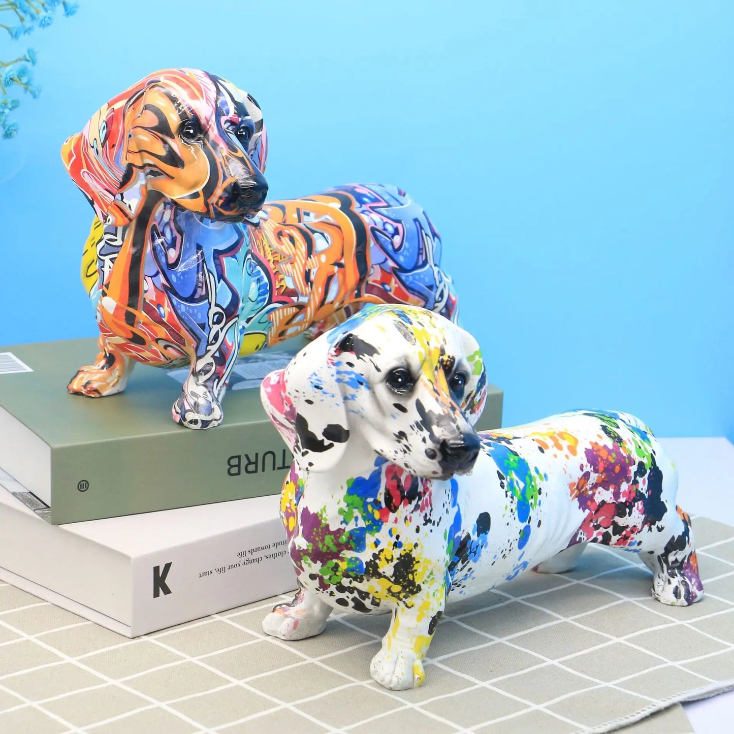 Creative Colorful Wolfdog Dachshund Ornaments Statue Home Entrance Wine Cabinet Decoration Office Desktop Resin Crafts Gift