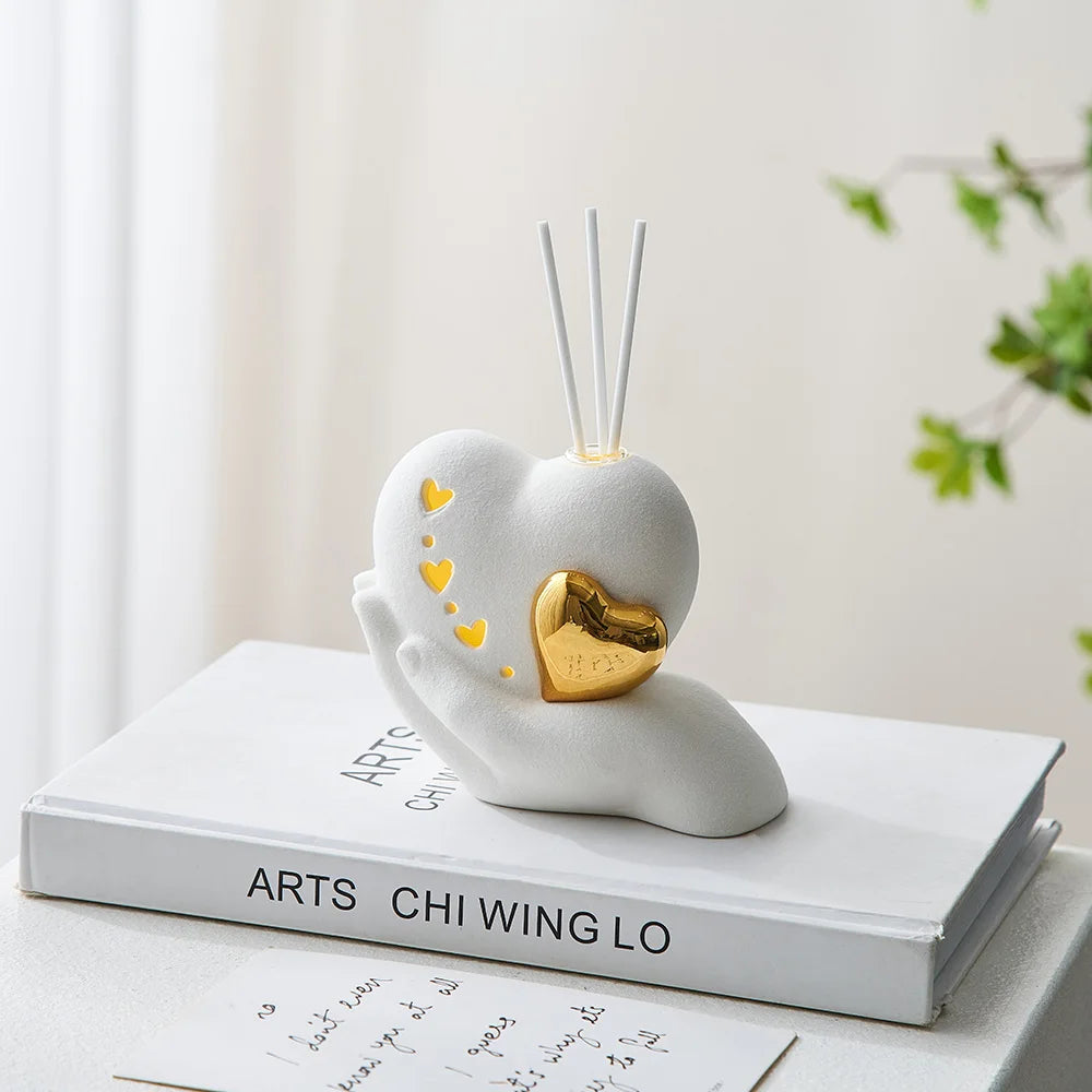 Nordic Desktop Decor Accessories Heart Statue Living Room Decoration Aromatherapy Container Ceramics Luminous Ornaments Gift