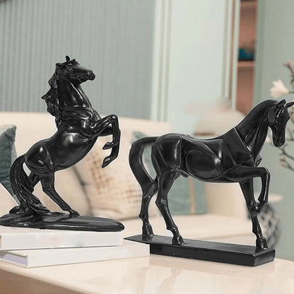 Horse Statue Figurines Animal Model Desktop Figurine Resin Animal Model Horse Figurines for Office Decoration Garden