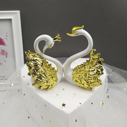 Mini Swan Couple Model Figurine Collectibles Car Interior Wedding Cake Decoration Wedding Gift for Guest Home Accessories