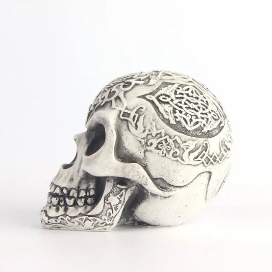 Skull Statue With Pattern Totem Resin Crafts Gothic Style Home Decoration Skull Sculpture Halloween Party Decor Ornaments Gifts