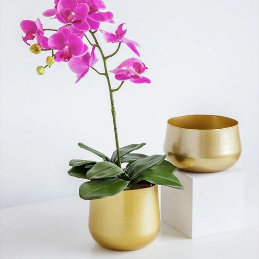 Große Blumentöpfe aus Metall, kreative goldene Entwässerungslöcher, künstliche Blumenvasen, dekorative Blumentöpfe für den Garten, Tischplatte