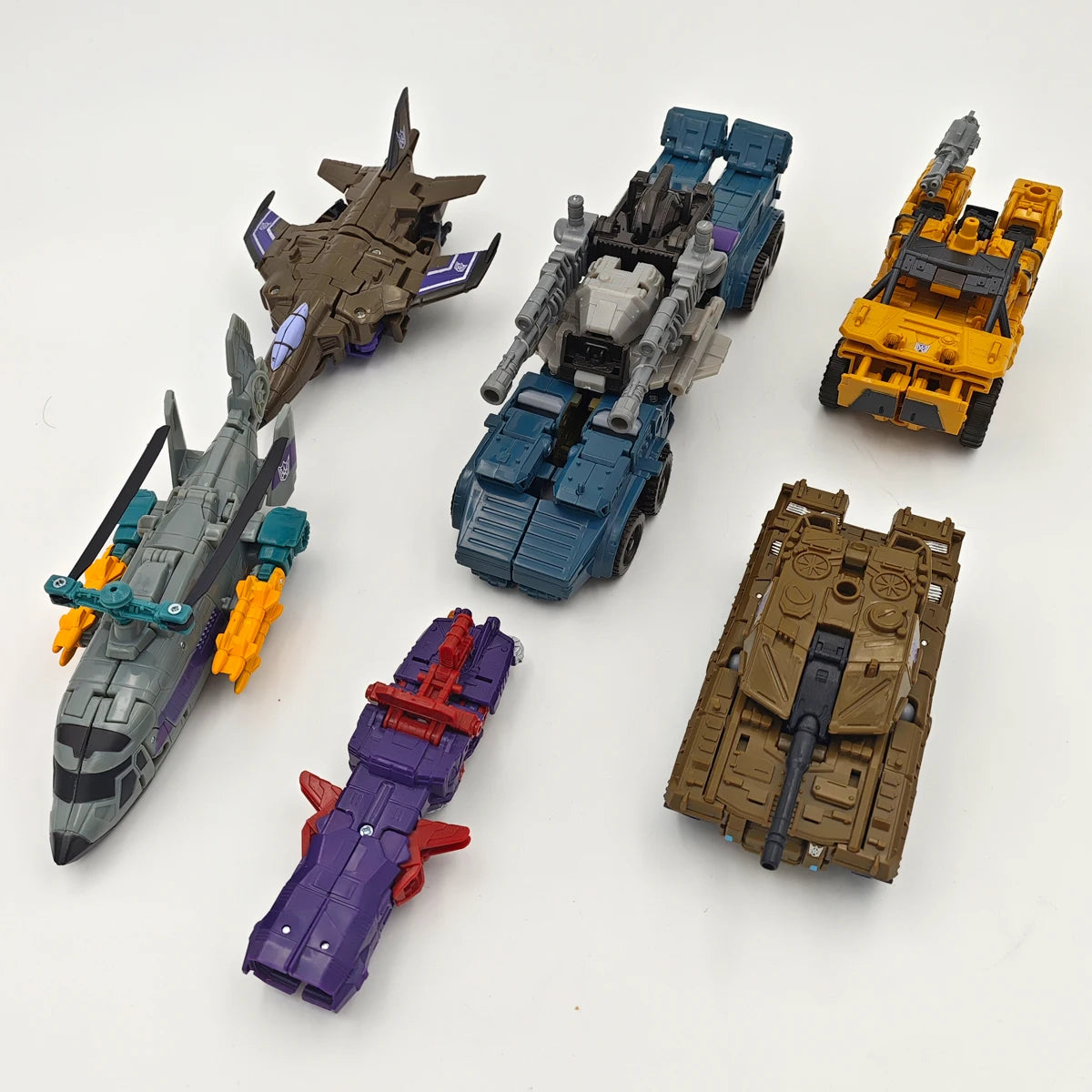 6 IN 1 Bruticus Transformation Robot Toys HZX IDW ONE NO BOX Sets  Action Figure KO 6in1
