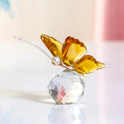 Crystal Cut Butterfly Ornament Decoration for Office Table Home Bedroom Crystal Ball Figurine Desk Table Window Ornaments Gifts