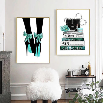Modern Luxury Perfume Women Paris Fashion Poster Decorative Prints Canvas Painting Wall Art Pictures Elegant Girl Bedroom Decor