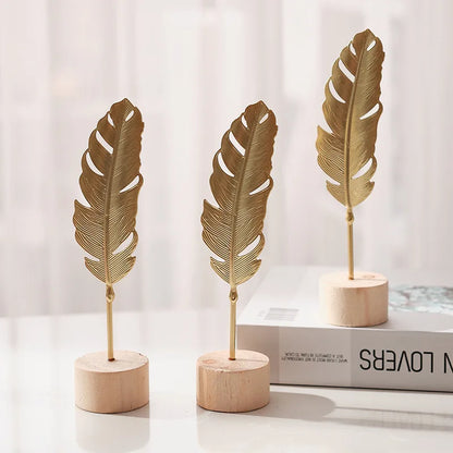 1pcs Golden Ginkgo Leaf Feather Metal Model Figurines Manual Desktop Crafts Ornaments Photo Props Statues Sculptures Home Decor