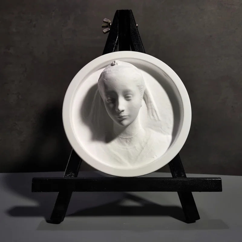 Nordic Woman Plaster Retro Art Relief Sculpture Ornaments Interior Figurines Desktop Decor Statue Modern Home Decor Items Luxury