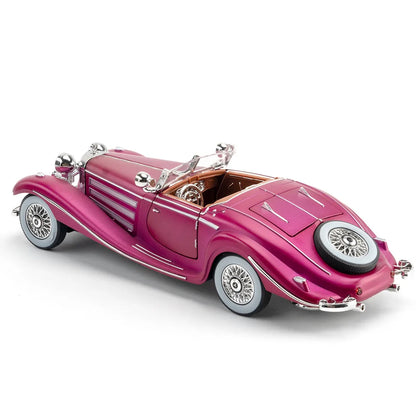 1/24 Scale 500K Vintage Car Model Toy Diecasts Alloy Sport Car Toys with Sound and Light Pull Back Vehicles for Children's Gifts