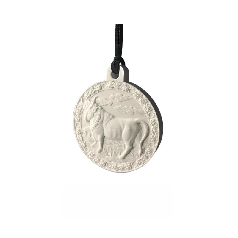 Twelve Zodiac Signs Gypsum Aromatherapy Pendant Car Wardrobe Indoor Modern Art Diffuser Stone Decoration Accesorios Items Gifts