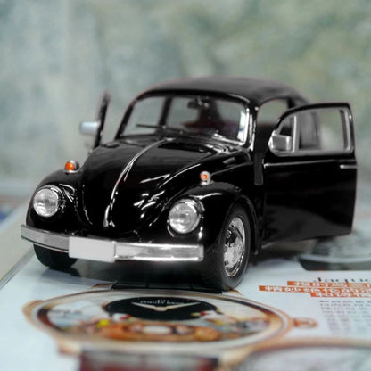 Pull Back Car Model Toy for Children Retro Vintage Beetle Diecast Gift Decor Cute Figurines Miniatures