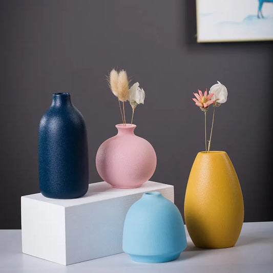 Creative Ceramic Round Flower Vase, Simple Modern Home Decoration