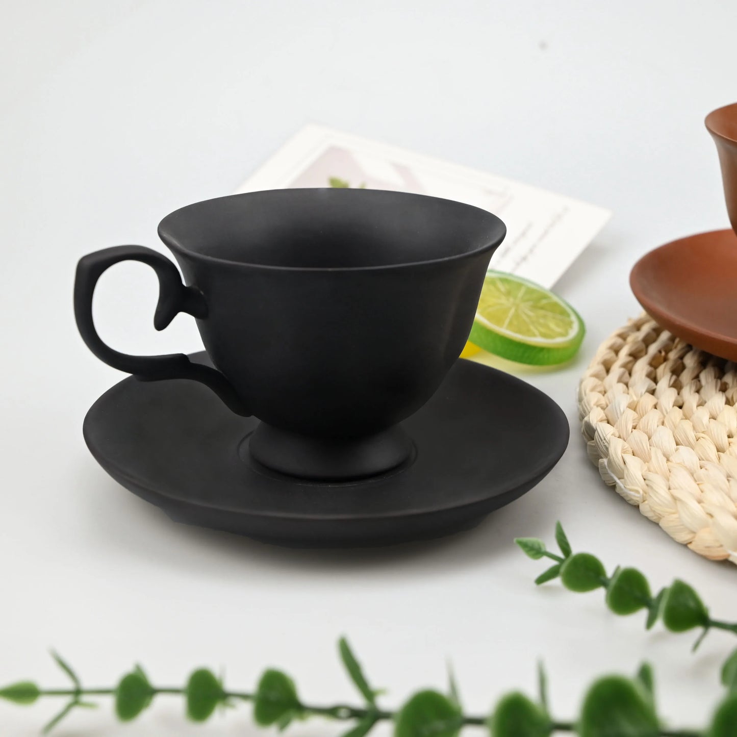 2PCS/Set High-end Coffee Cups And Saucers, High-value Ceramic Mugs, Business-style Latte Art Coffee Cups, Hand-pinched Cups