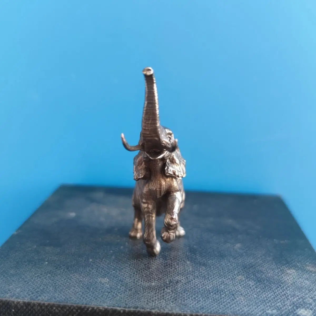 Brass Aged Elephant Ornaments Bronze Creative Elephant Living Room Desktop Statue Home Decor Desk Animal Ornament Crafts Art