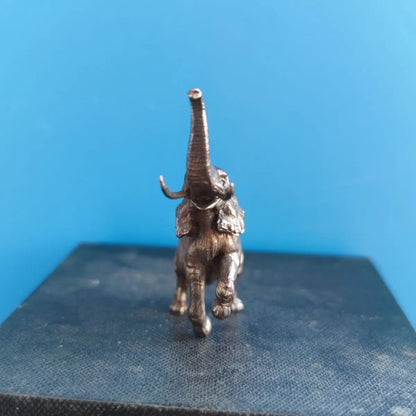 Brass Aged Elephant Ornaments Bronze Creative Elephant Living Room Desktop Statue Home Decor Desk Animal Ornament Crafts Art