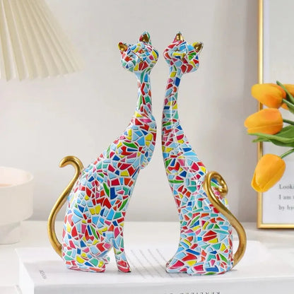 Colorful Cat Statue Oil Painting Cat Couple Sculptures Set Modern Resin Statue for Home Decor Living Room Bookshelf Accents