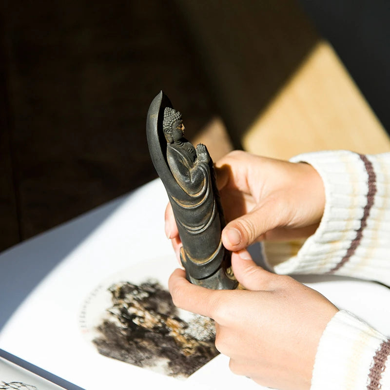 Zen Buddha Ornaments Standing with Hands Folded Tathagata Buddha Sakyamuni Imitation Cast Iron Desktop Ornament Art Figurine