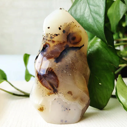 Natural Stone Moss Agate Ice Cream Flame Shaped Witchcraft Spiritual Meditation Energy Stone Home Feng Shui Crystal Ornaments