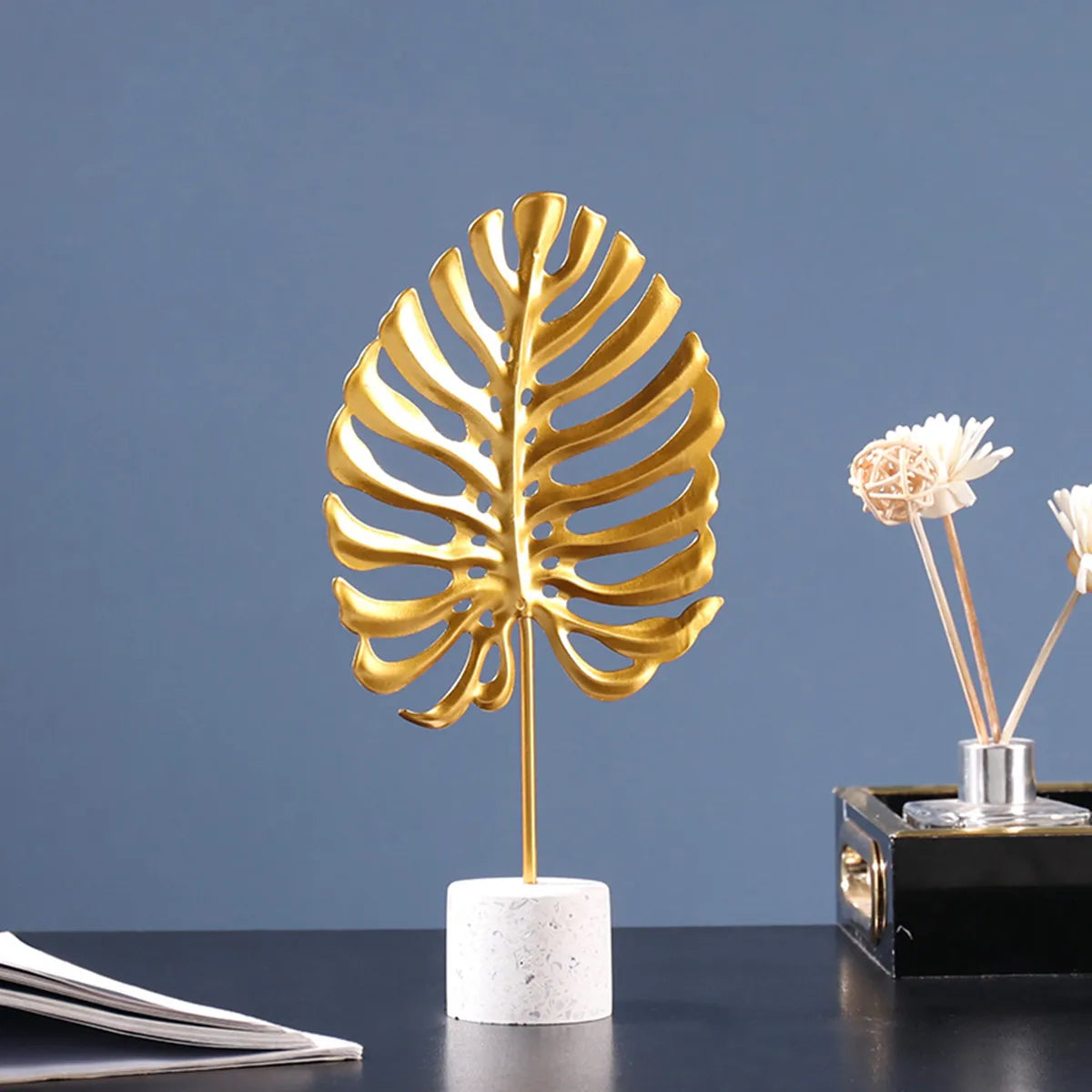 1Pcs luxury Nordic iron art turtle leaf decorative ornaments creative home decor desktop metal crafts furnishings