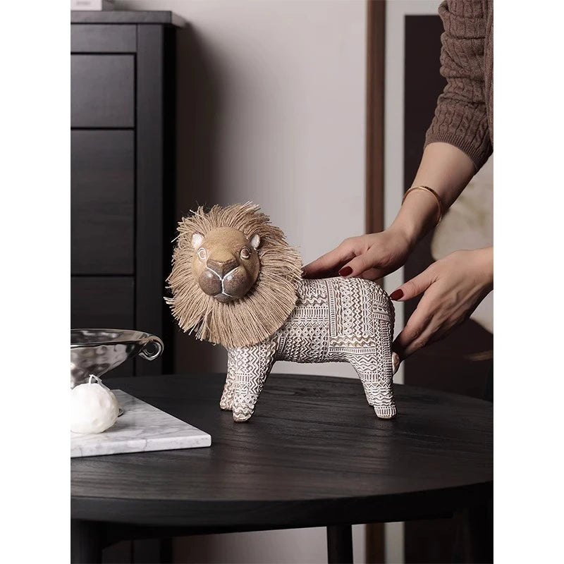Nordic Style Little Lion Art Ornaments Bedroom Living Room Home Luxury Office Cabinet Decor Modern Art Resin Sculpture Ornament