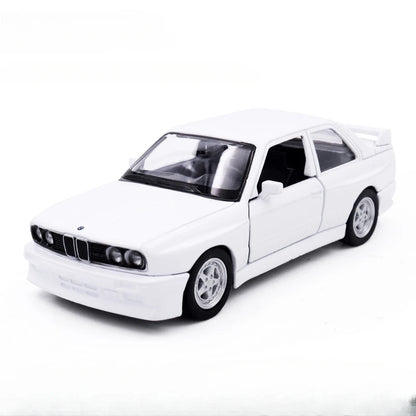 1:36 BMW M3 1987 Alloy Car Model Diecast Toy Rubber Tires Wheel Pull Back Vehicles 2 Doors Opened Cars for Boys Birthday Gifts
