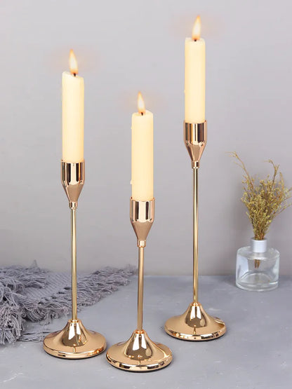 3 Teile/satz Europäischen stil Metall Kerzenhalter Kerzenhalter Mode Hochzeit Tisch Kerze Stehen Exquisite Kerzenhalter Weihnachten Tabl