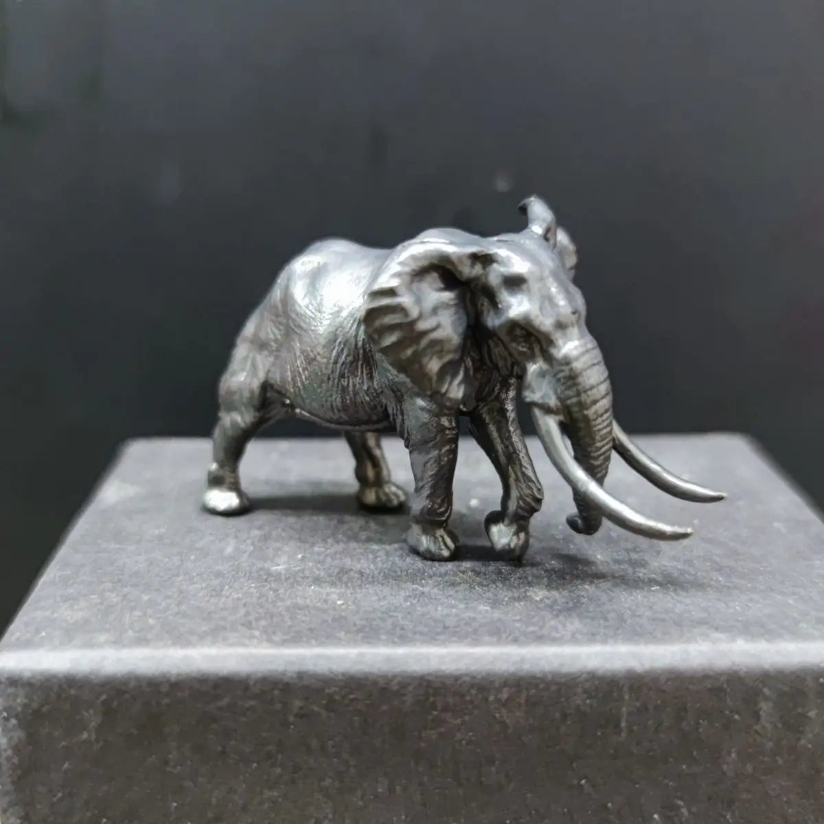 Mini Mammoth Elephant Ornaments Brass Solid Old Realistic Crafts Landscaping Desktop Ornaments Animal Miniatures Figurine