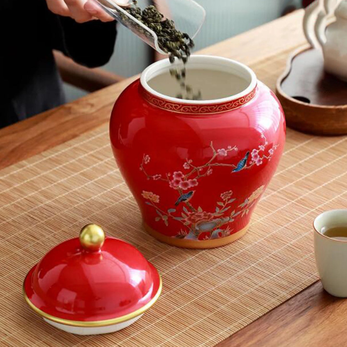 Ancient Chinese Style Creative Porcelain Ginger Jar Decorative Ceramic Flower Vase Table Centerpiece Floral Arrangement for Cafe