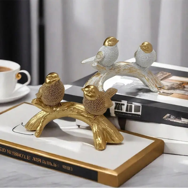 Creative Couple Bird Resin Statue on Branch Table Ornament Handcrafted Birds Figurines Sculptures Office Home Desk Decorations