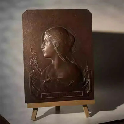 French Medieval Lily Maiden Relief Sculpture  Decor Statue for Living Room, Desk & Home Art Aesthetic Decor Luxurious Ornaments