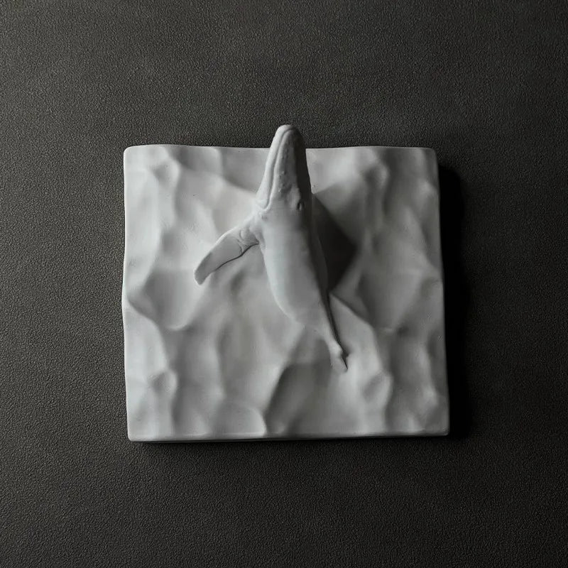 Whale Ornaments Desktop Bookshelf Decorative Art Plaster Sculpture Luxury Home Decor Modern Living Room Aesthetic Decoration
