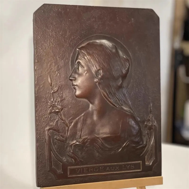 French Medieval Lily Maiden Relief Sculpture  Decor Statue for Living Room, Desk & Home Art Aesthetic Decor Luxurious Ornaments