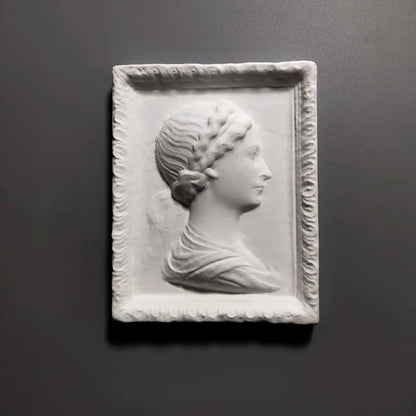 Nordic Lady Portrait Art Plaster Ornaments Retro Relief Advanced Aesthetic Home Decoration Luxury Figurine Decor Desktop Statue