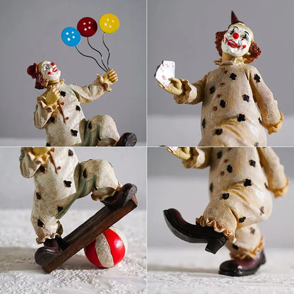 NORTHEUINS Esin Poker Clown Figuren Zirkus Magie Joker Puppe Statue Wohnzimmer Desktop Dekoration Kinder Geschenke Sammlungen