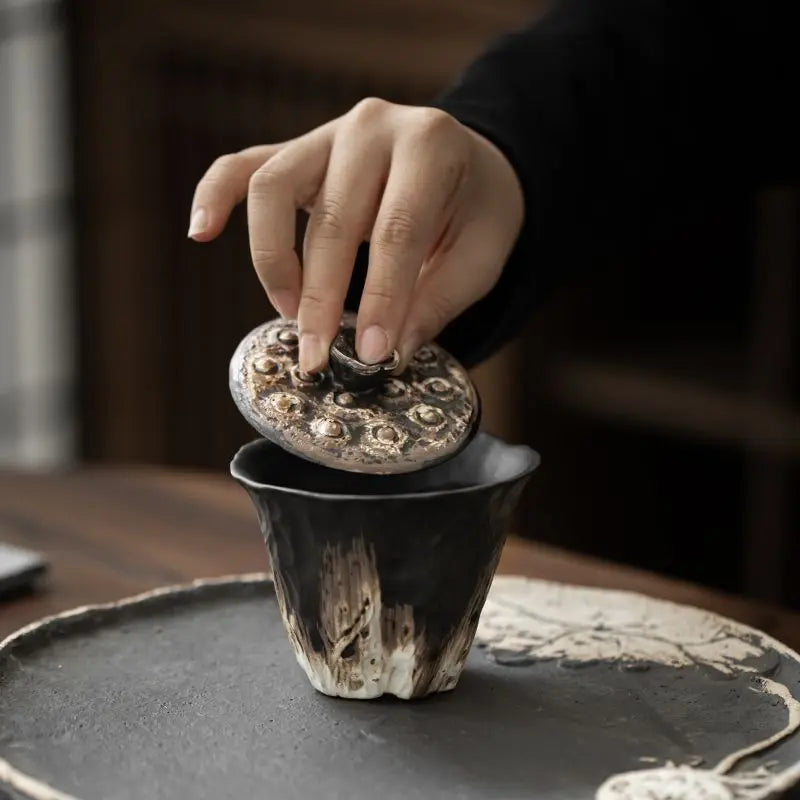 200ml Handmade Embossed Lotus Ceramic Tea TureeWabi Sabi Style Covered Bowl Coarse Pottery Tea Maker Gaiwan Kung Fu Tea Set Gift