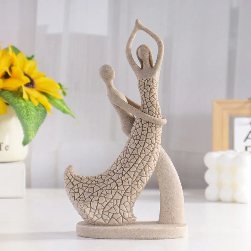 European-style Lovers' Sandstone Figurine, Resin Craft Home Decor for Living Room, Valentine's Day Gift
