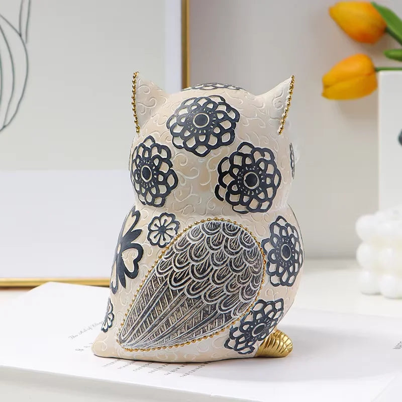 Whimsical Owl Sculpture Decor - Unique Home Accent Piece & Perfect Gift for Animal Lovers