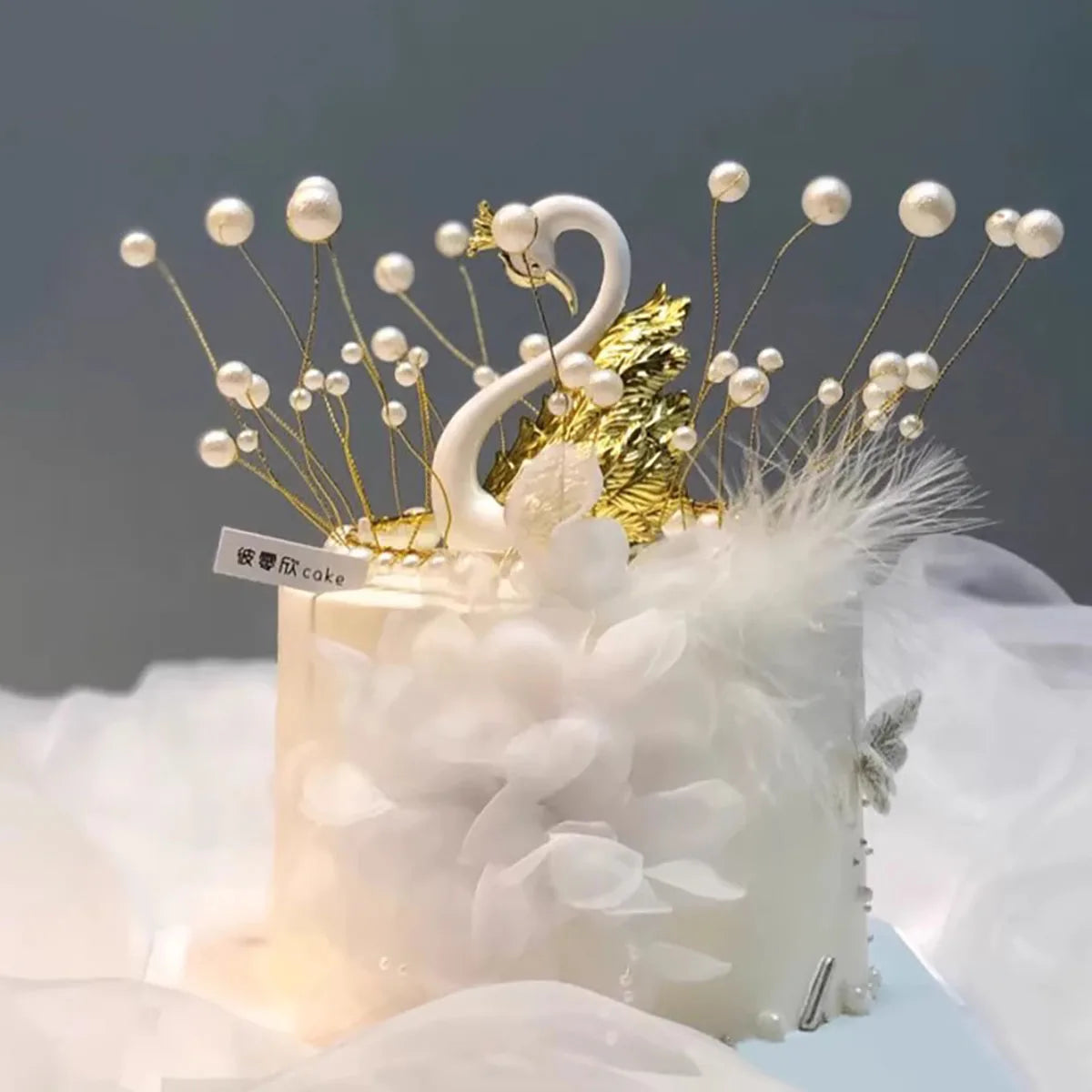 Mini Swan Couple Model Figurine Collectibles Car Interior Wedding Cake Decoration Wedding Gift for Guest Home Accessories