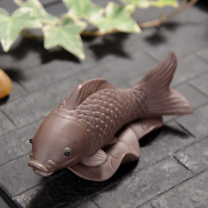 자주색 점토 마스코트 생선 차 애완 동물 액세서리 수공예 생선 가정 장식 사업 선물 홈 가구