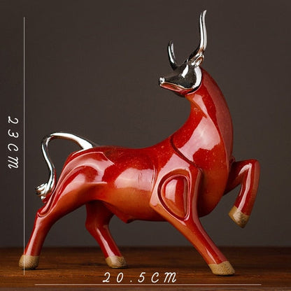 モダンな置物レッドアンドブラックブルの彫刻樹脂シミュレーション動物像リビングルームブックケースクラフトアクセサリーホーム装飾
