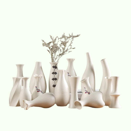 Moderne witte keramische vazen ​​Chinese stijl Eenvoudig ontworpen aardewerk en porseleinen vazen ​​voor kunstbloemen decoratieve beeldjes