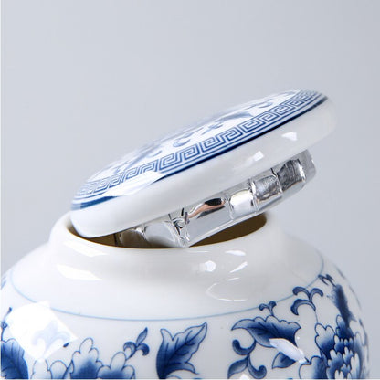 Tè in porcellana blu e bianca Caddy Ceramic Ceramic Carro a prova di umidità serbatoio sigillato per tè piccolo tè da tè da tè caramelle lattina