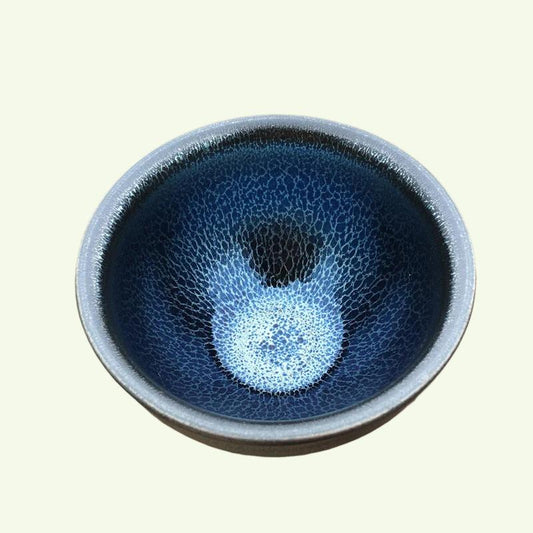 Copa de té Tenmoku de estilo histórico con un buen glaseado azul de porcelana japonesa taza de té taza de agua Kungfu