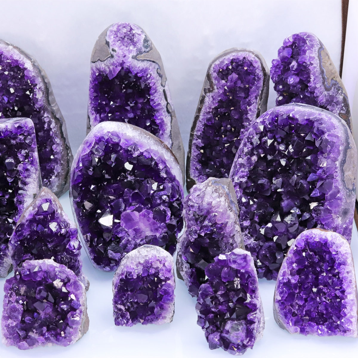 Géode d'améthyste brute naturelle, cristal violet, amas de Quartz, énergie de rêve, guérison, œuf de tonnerre, vente en gros, décoration de la maison 
