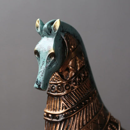 Strongwell 중국 말 동상 Tang Tri-Color Glazed Ceramics Warhorse Sculpture Retro 홈 오피스 데스크탑 장식 선물