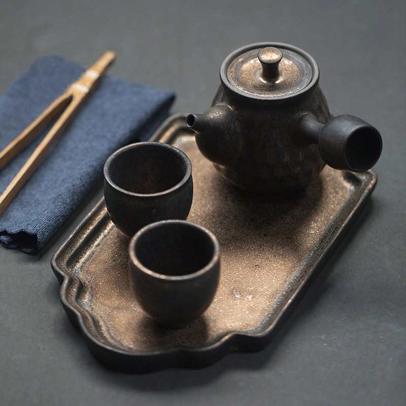 Kiinalainen Kung fu -tee sarjat keraaminen teekannu 2 teekuppia ja tarjotin japanilainen teesarjan juomaohjelma