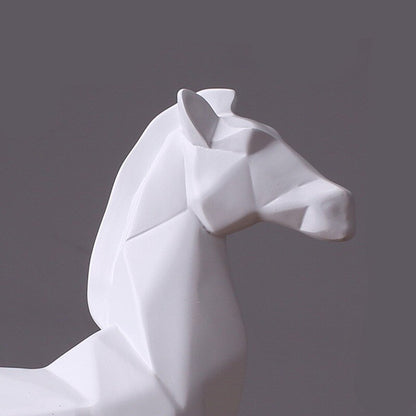 Moderno abstrato White Horse estátua de resina Ornamentos para decoração de casa Acessórios para resina geométrica de presente Escultura de cavalo preto