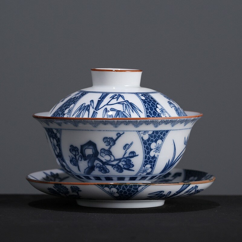 Porcelana azul e branca Gaiwan Teacup Teacup Kung Fu Conjunto de chá de porcelana branca de cerâmica Treureen Gaiwan Conjuntos de chá pintados à mão China