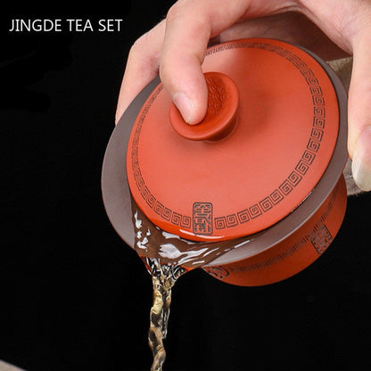 Vysoce kvalitní fialová hlína gaiwanská čajová čajová ručně přenosný čajový výrobce Čínská tradice čajové mísy čajové nádobí Tápkop a sada talíře